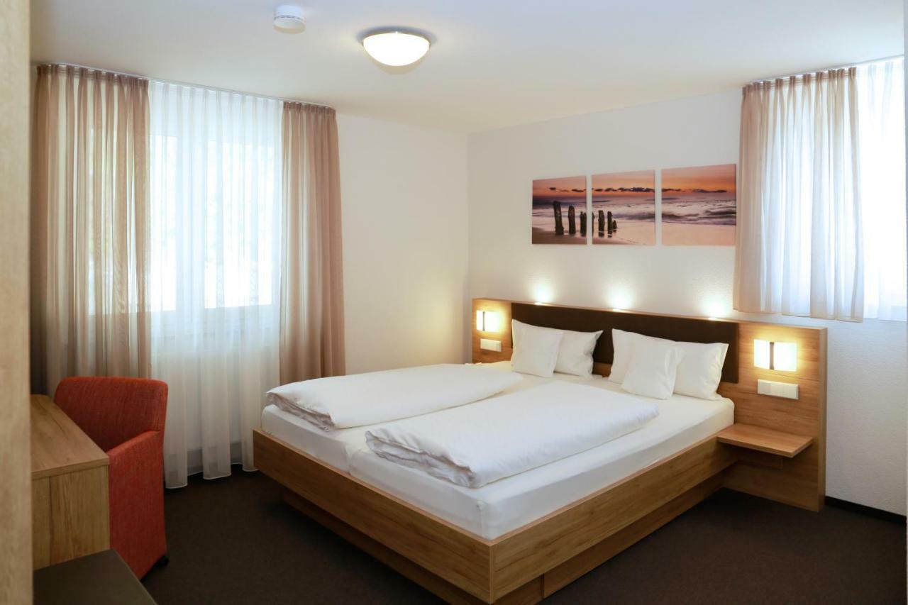 Hotel Gasthof Schuetzen Gbr 라우파임 외부 사진